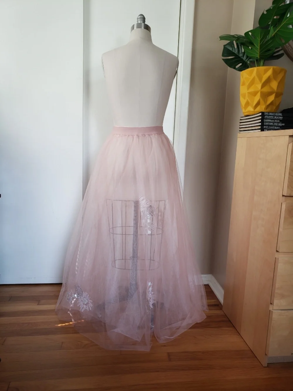 Whimsical Tulle Maxi Skirt Size Medium